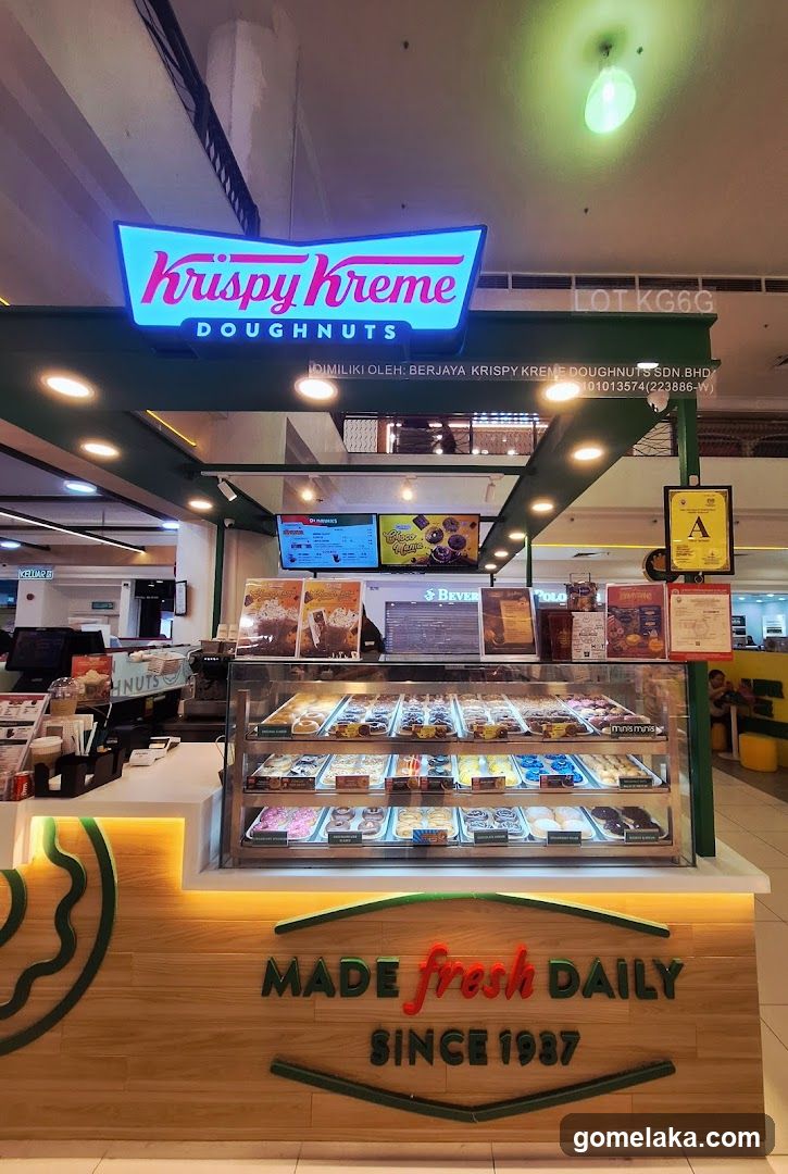 Krispy Kreme Doughnuts Storefront