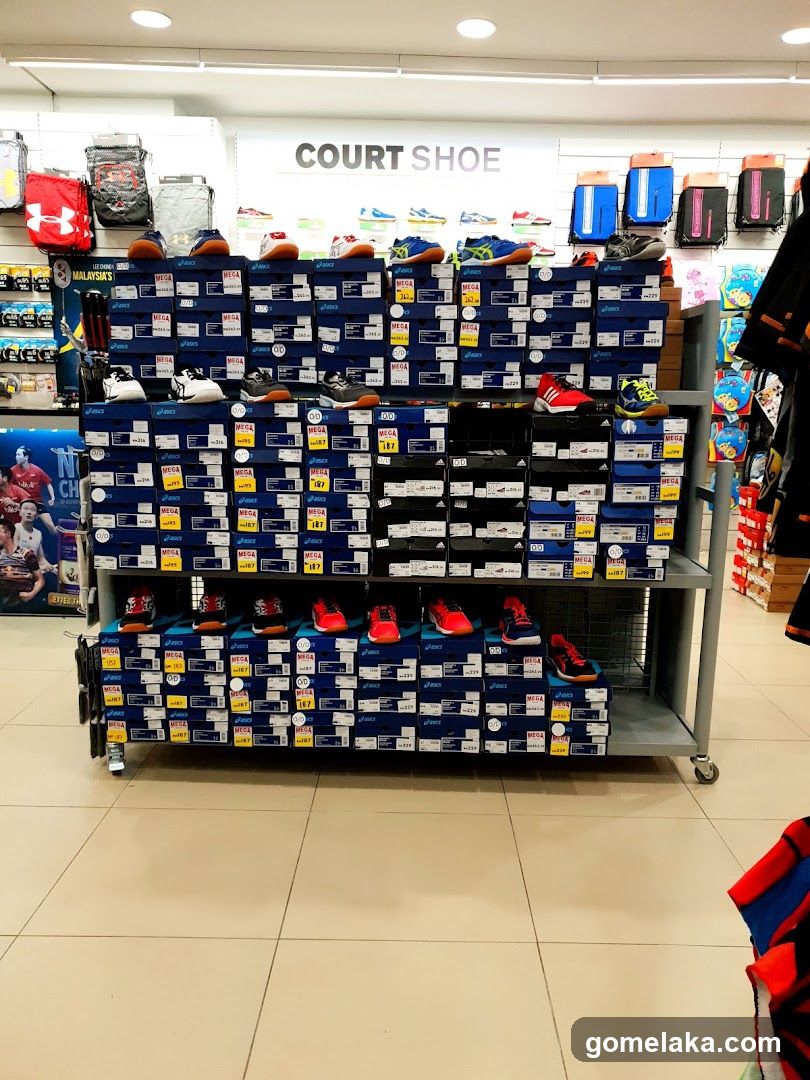 Court Shoe Display