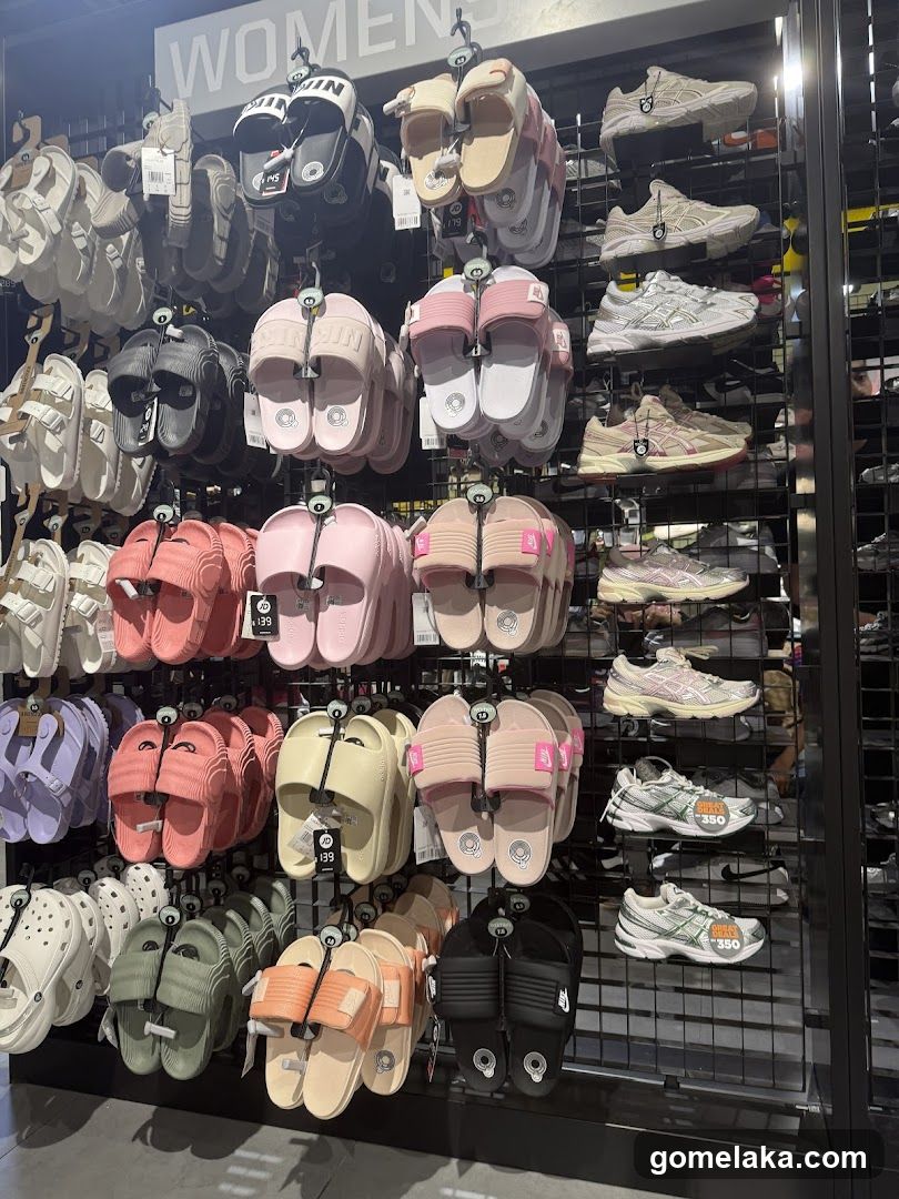 Womens Footwear Display