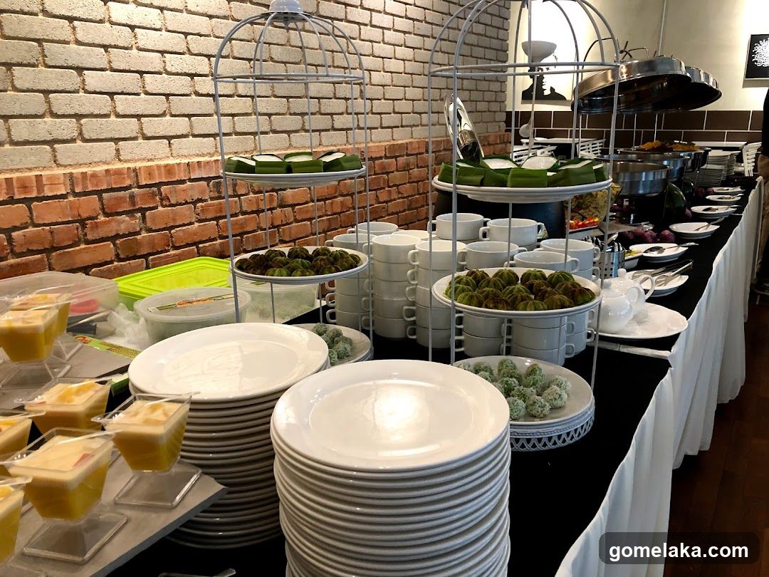 Buffet Display