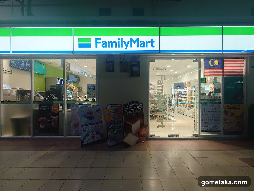 FamilyMart