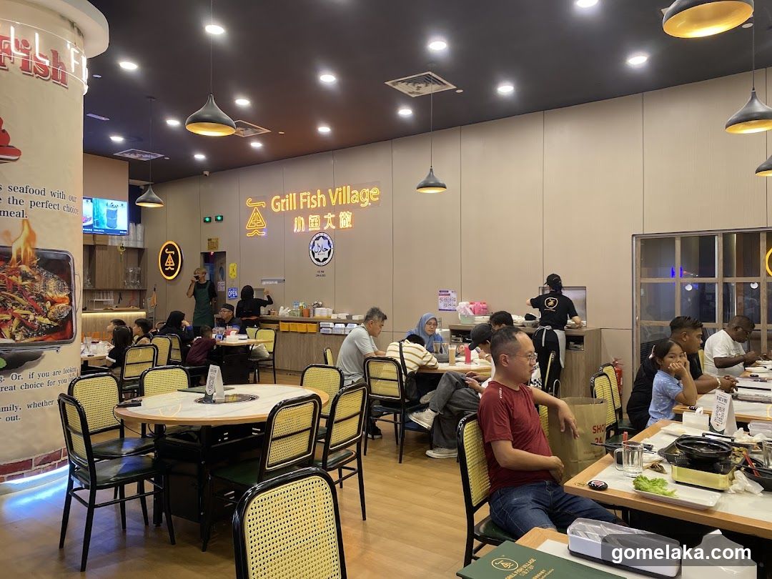 Grill Fish Village Interior