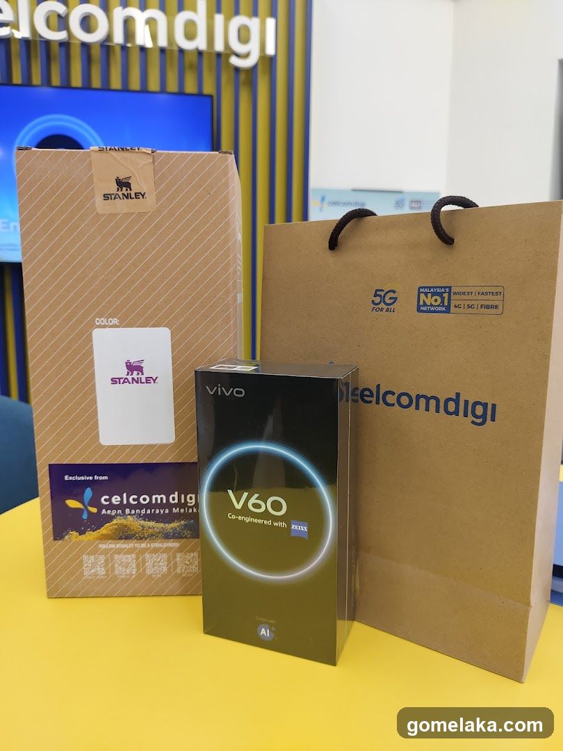 Celcom Digi Store Interior