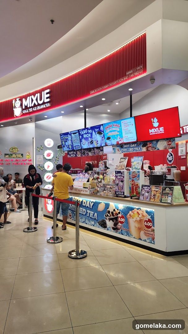 Mixue Ice Cream & Tea Shop Interior