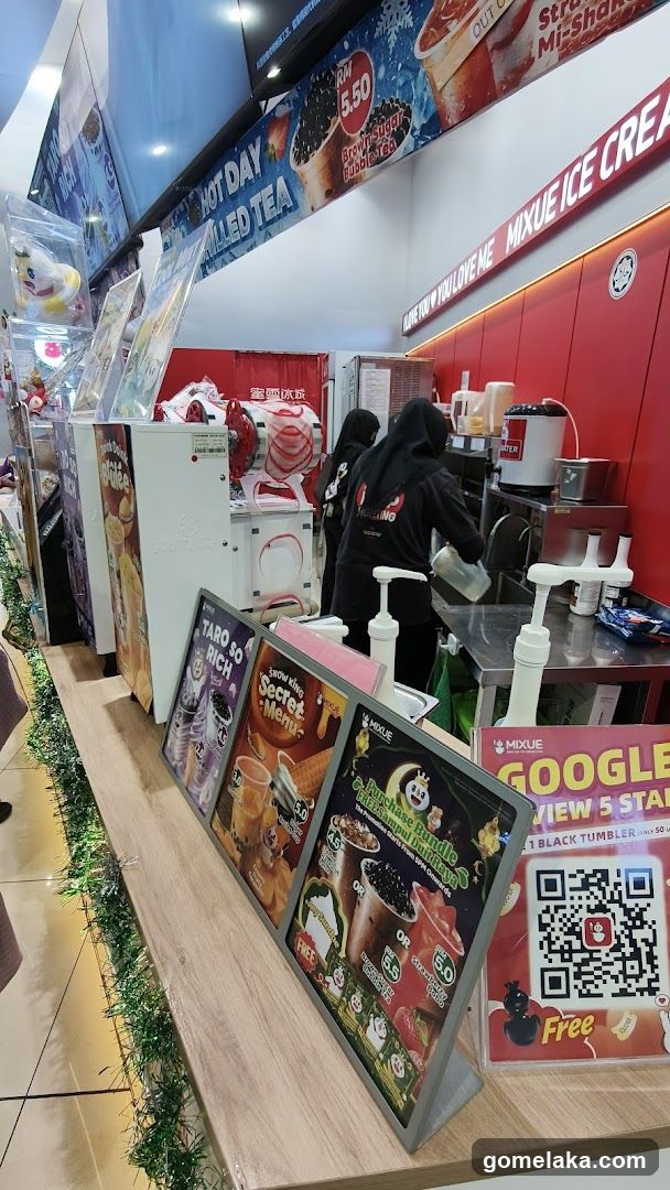 Mixue Ice Cream Shop Interior