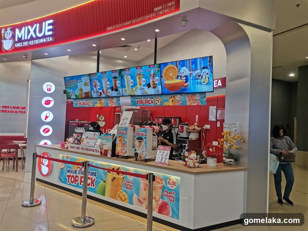 Mixue Ice Cream & Tea Shop Interior