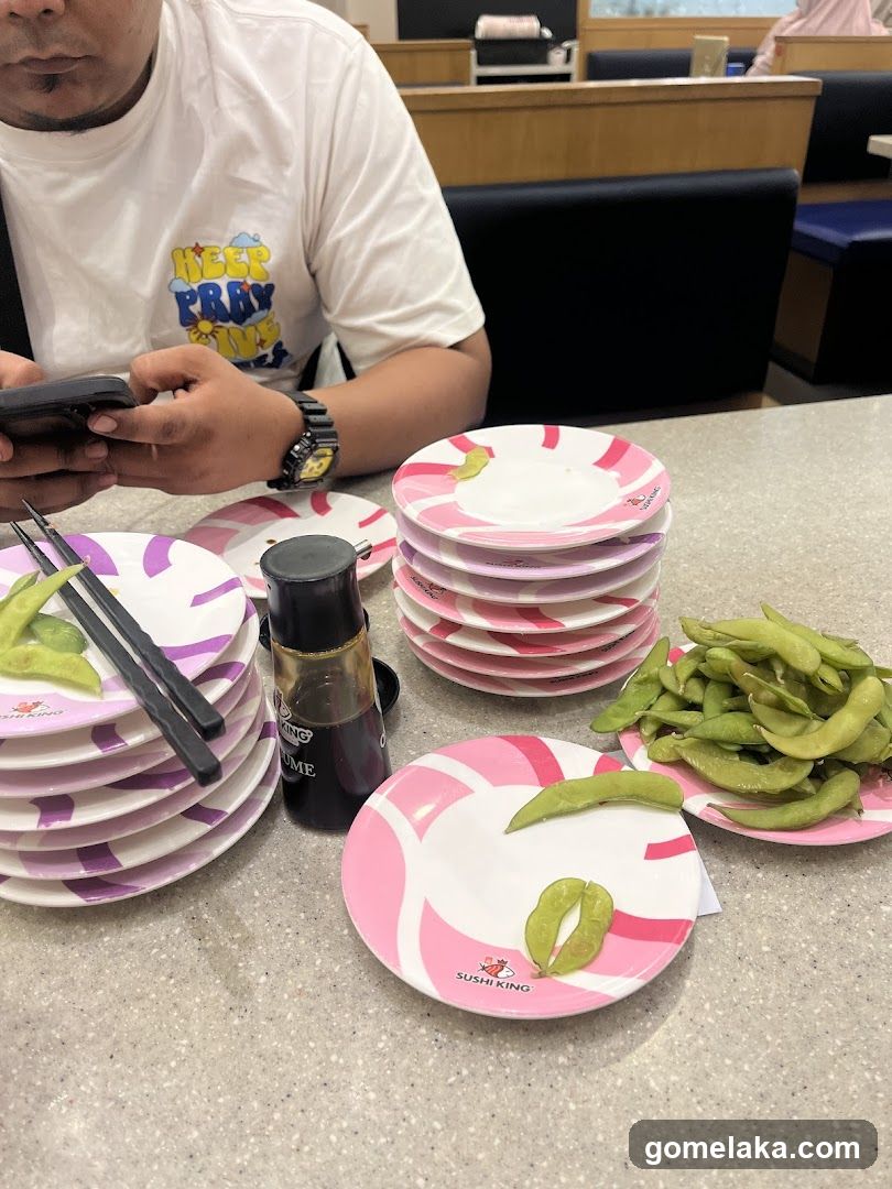 Sushi King Interior