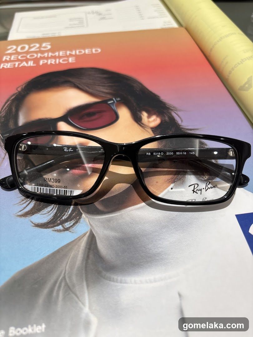 Ray-Ban Glasses Display