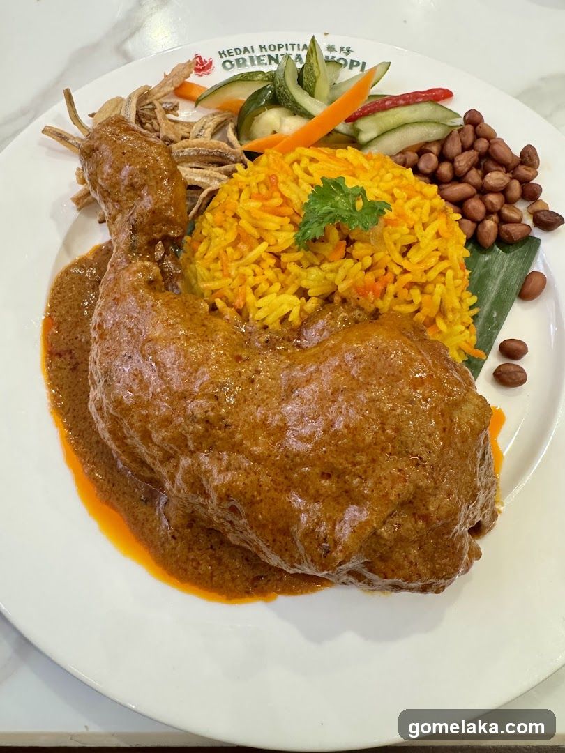 Food Plate at Hedai Hospitalia Oriental Kopi