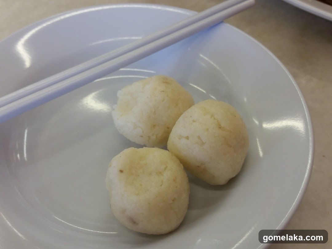 Famosa Chicken Rice Ball Melaka Sentral
