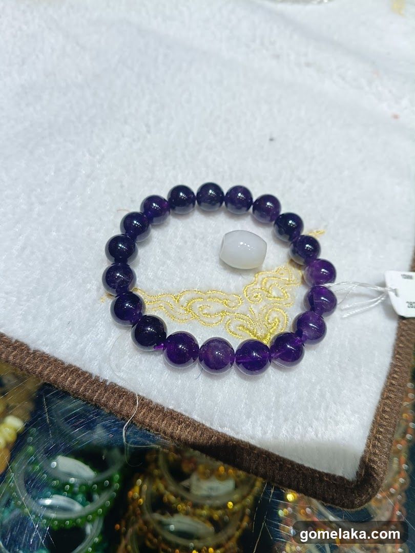 Amethyst Bracelet Display