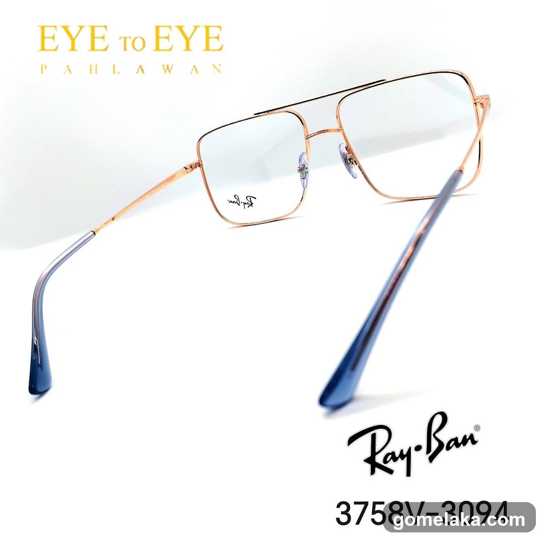 Ray-Ban Glasses Advertisement