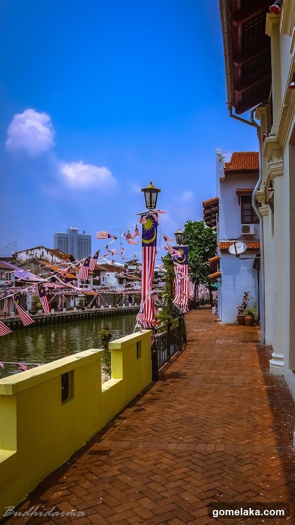 Riverfront Street Scene