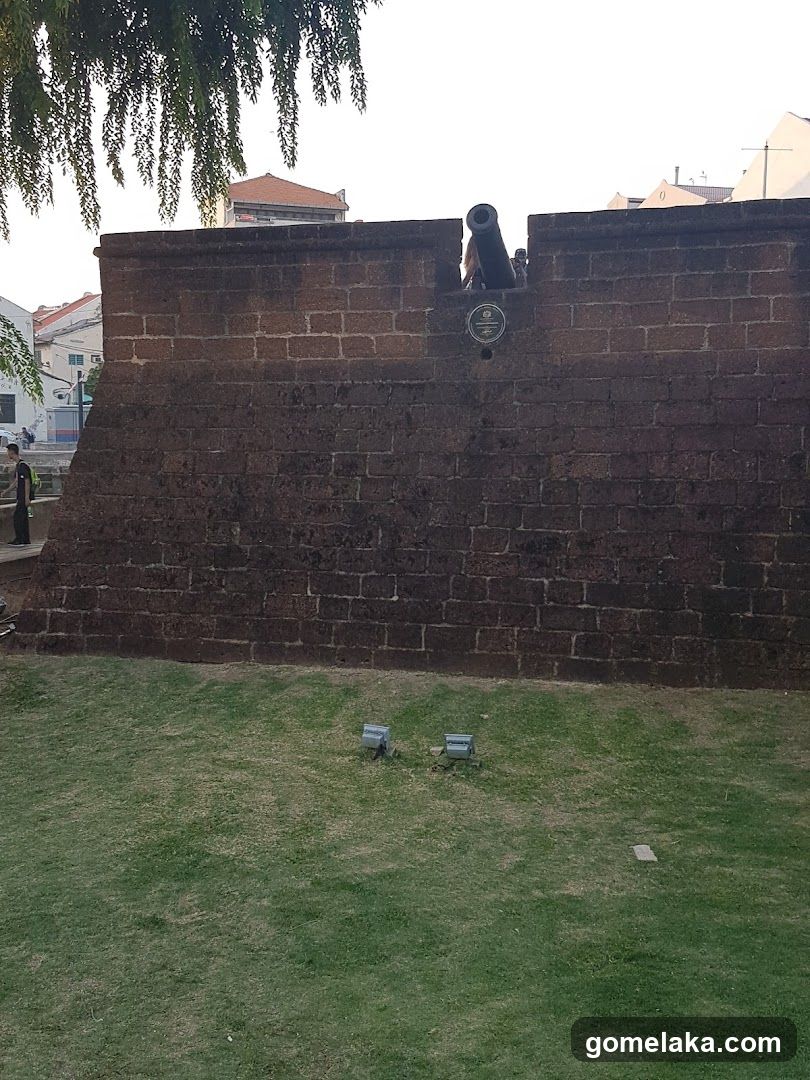 Historic Fort Wall with Cannon
