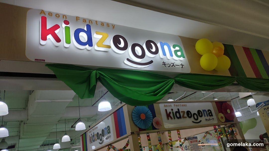 Kidzooona storefront interior view