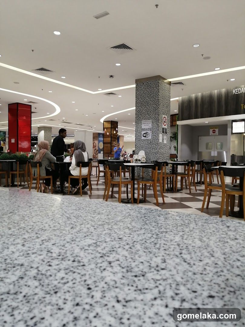 Interior Food Court