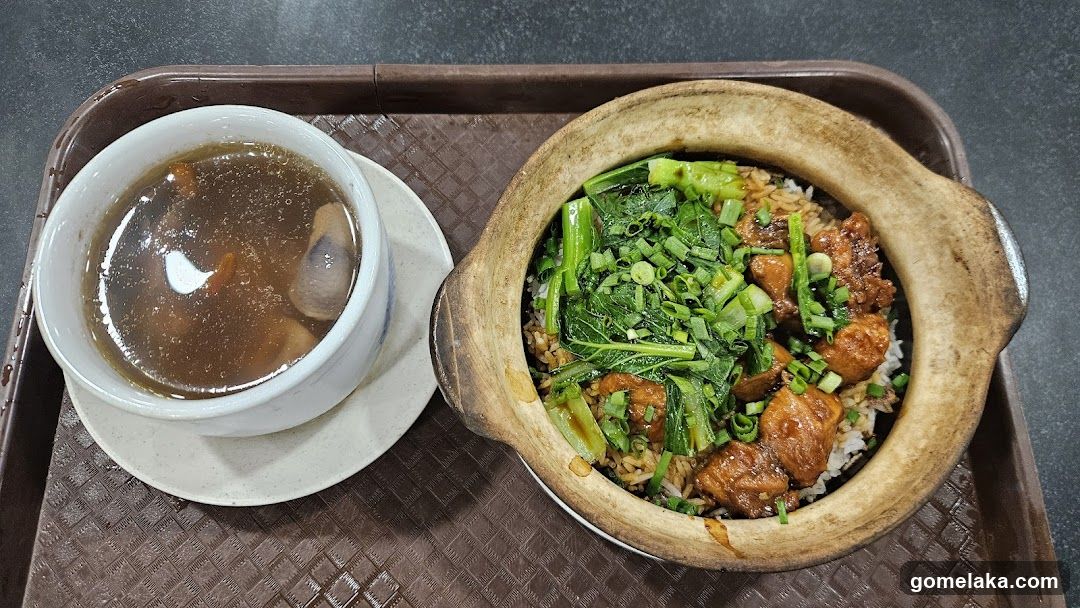 Food served on tray