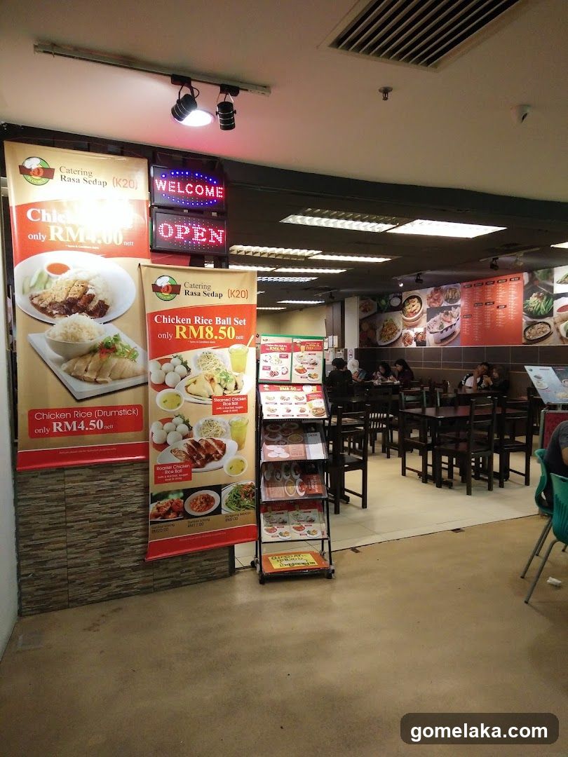 Seleria Food Court