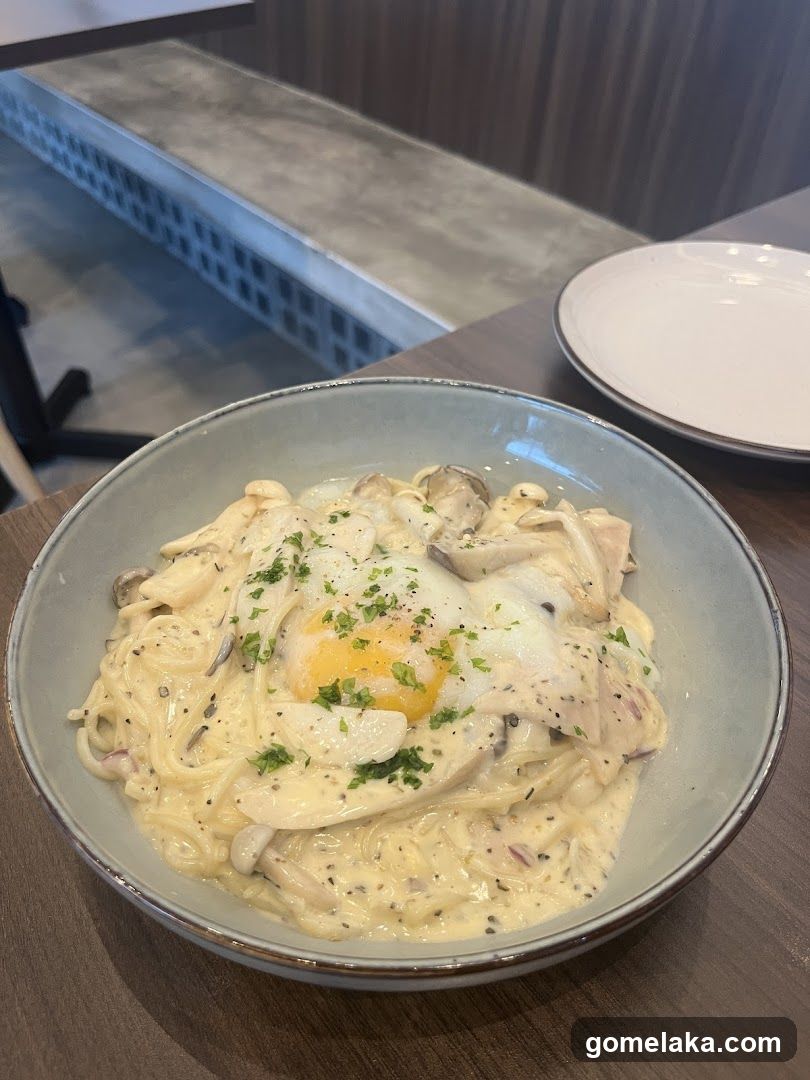 Pasta dish in bowl