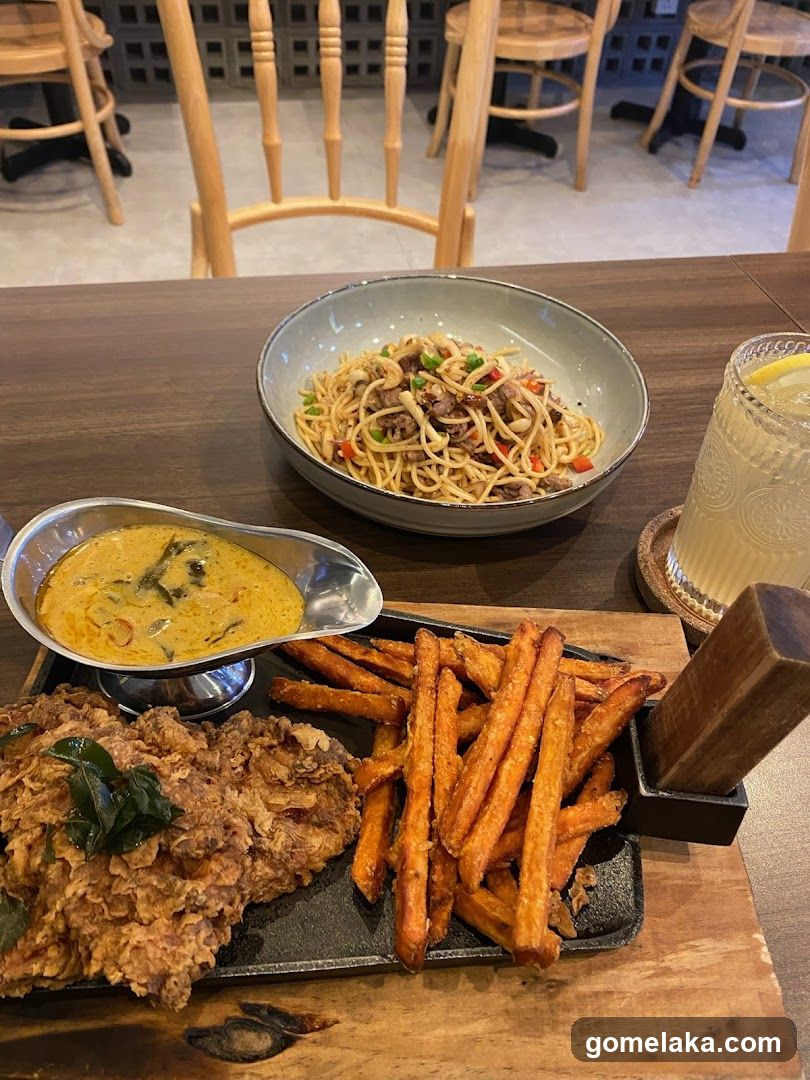 Tabletop meal display