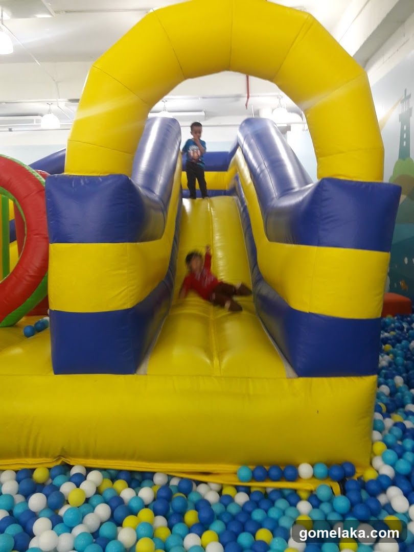 Inflatable Play Area