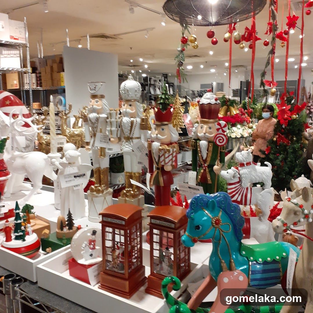 Christmas Decor Store Interior