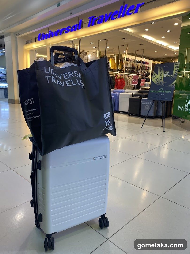 Universal Traveller Store Interior