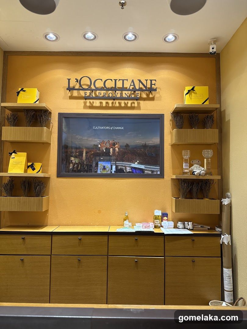 L'Occitane en Provence Store Interior