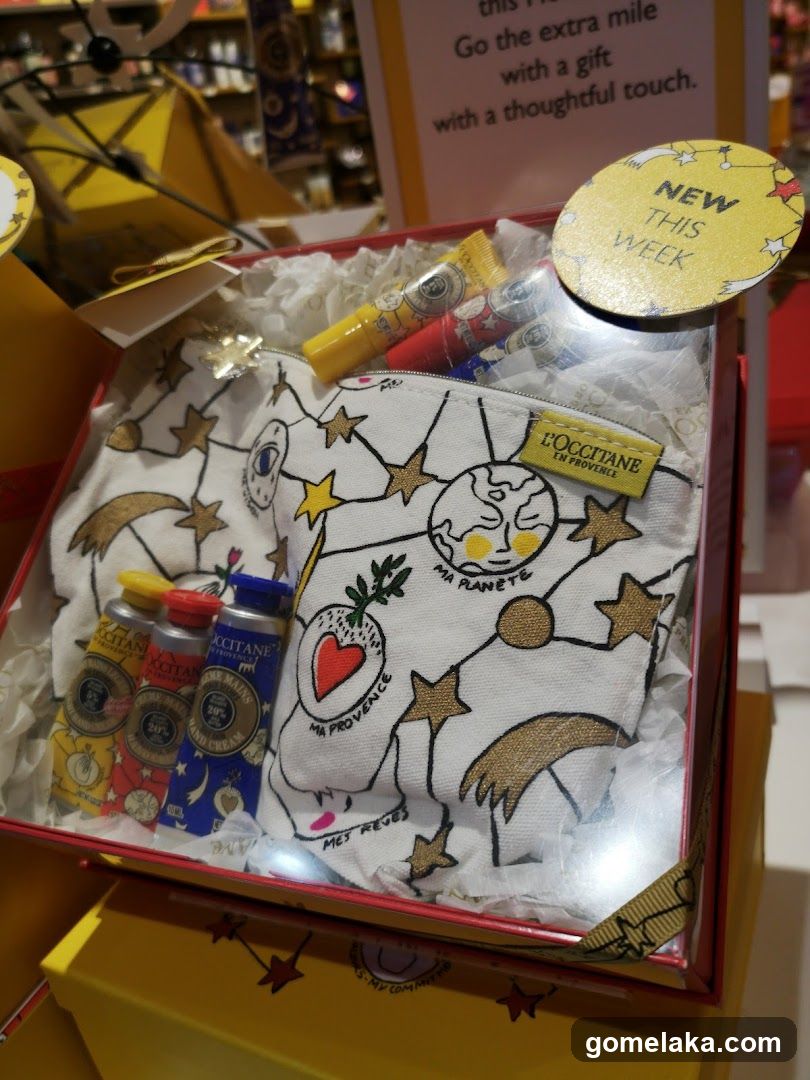 L'Occitane Gift Box Display