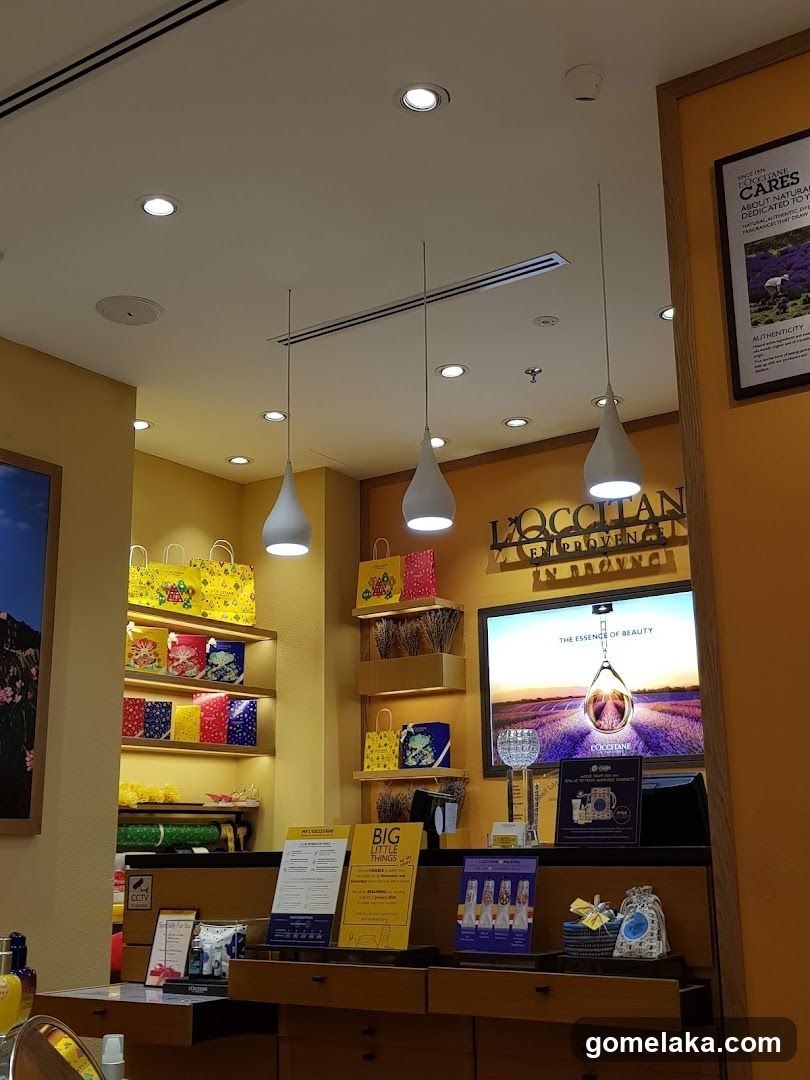 L'Occitane En Provence Store Interior