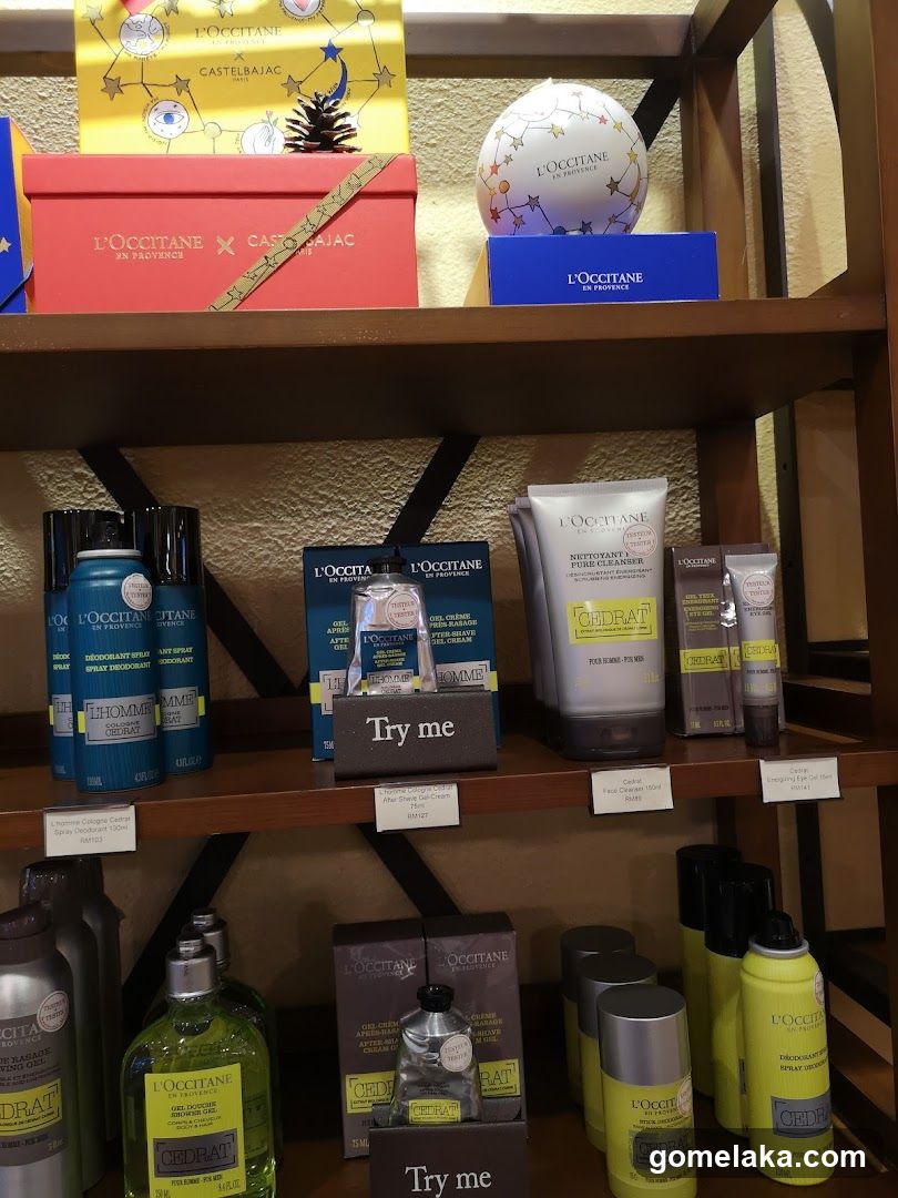 L'Occitane Product Display