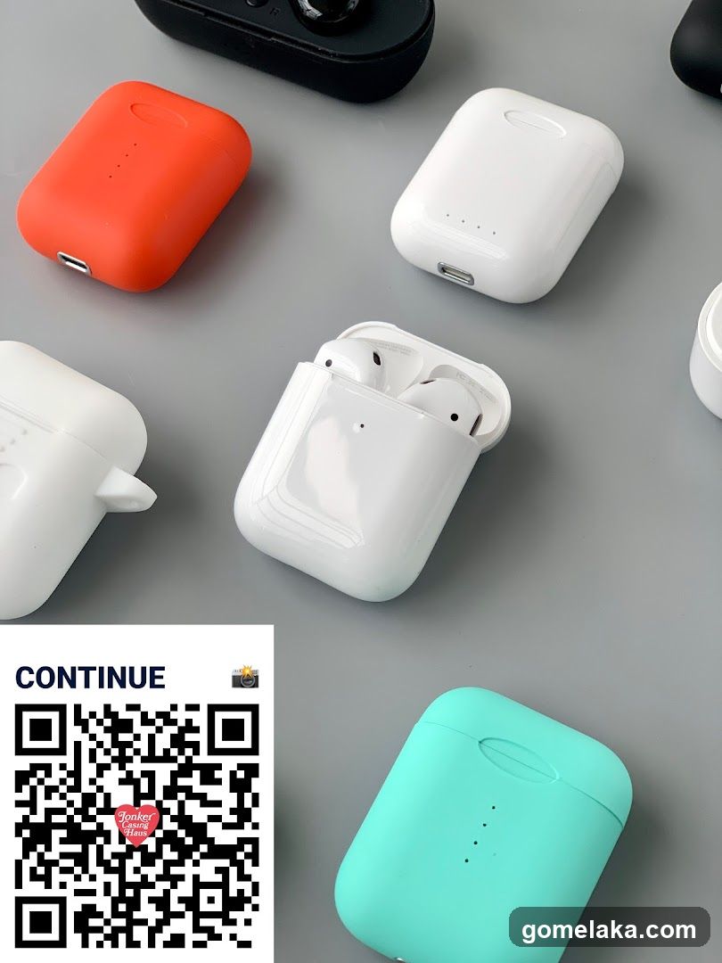 AirPods Cases Display