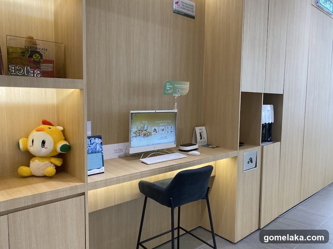 Interior workstation area