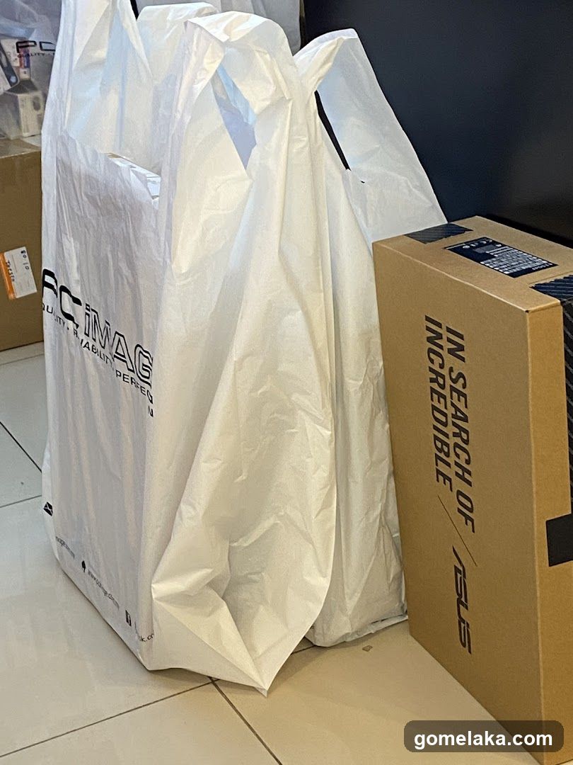 Shopping bags and box