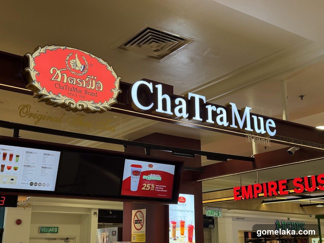 ChaTraMue storefront interior