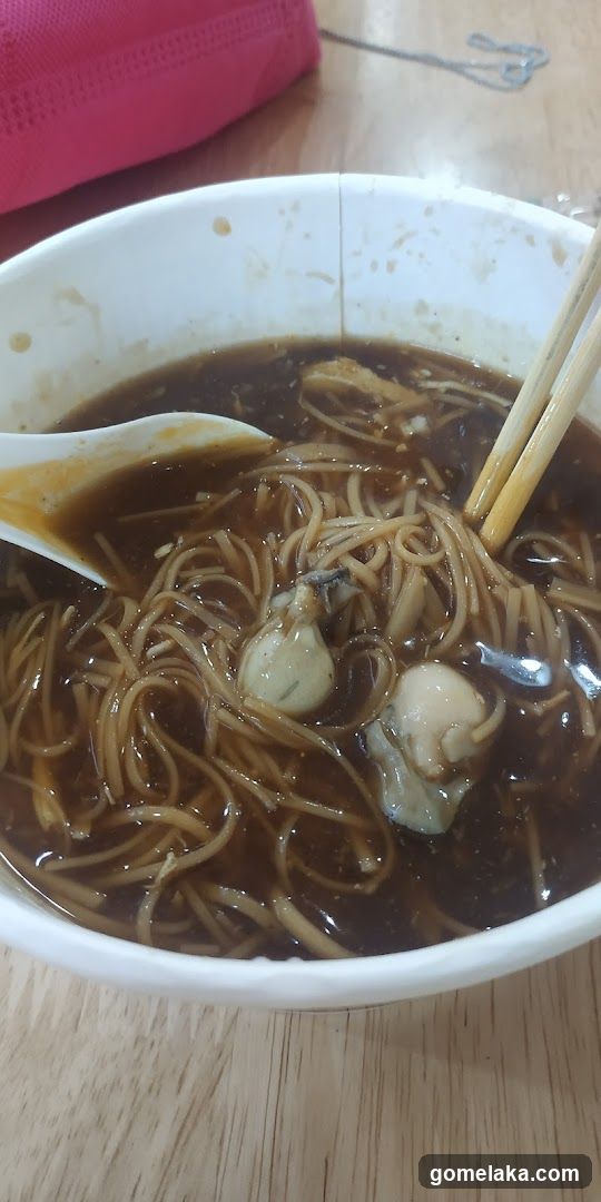 Noodle Soup with Oysters
