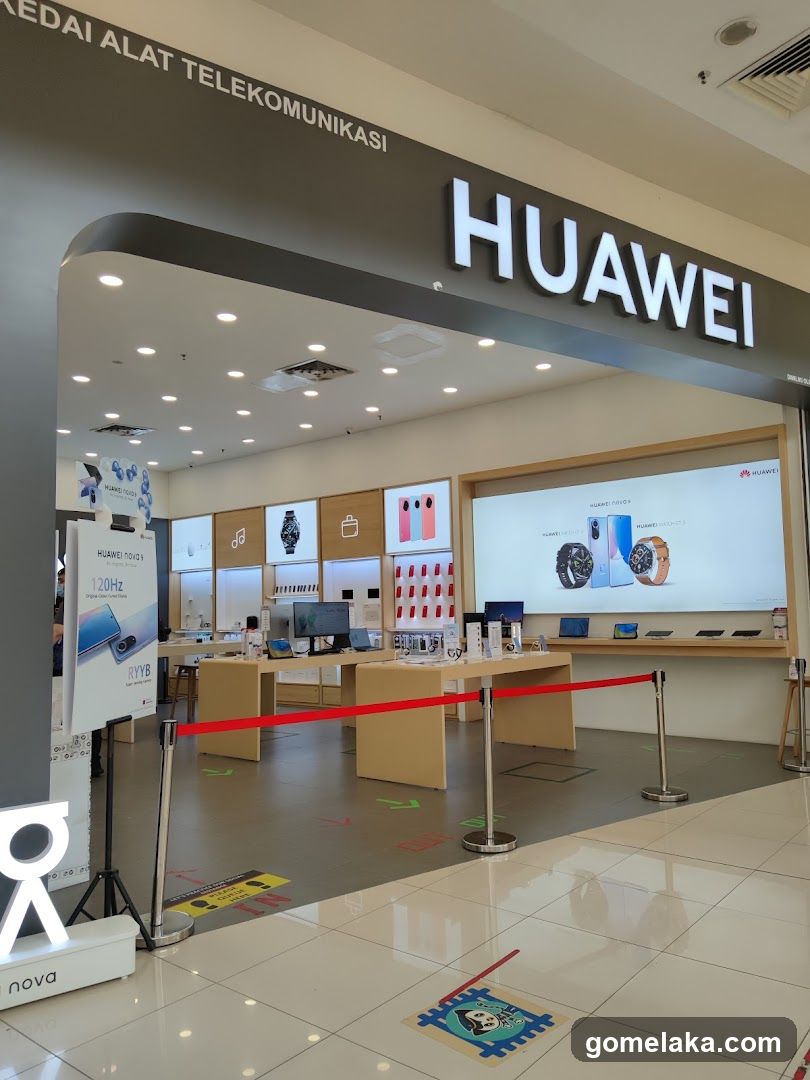 Huawei Store Interior
