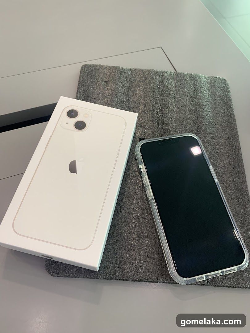 iPhone Product Display
