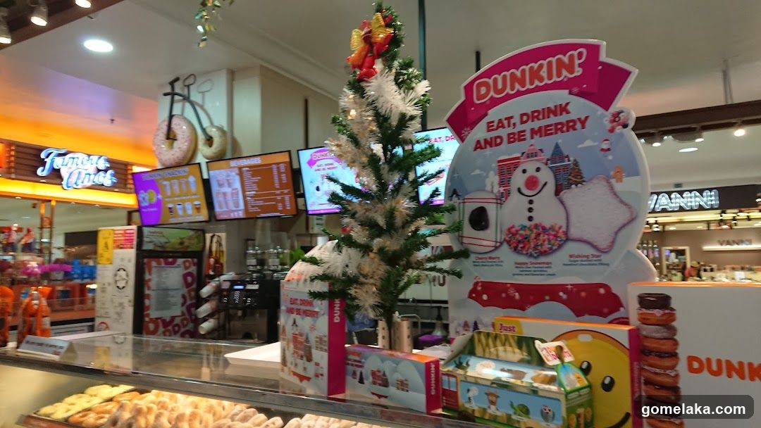 Dunkin' Christmas Display