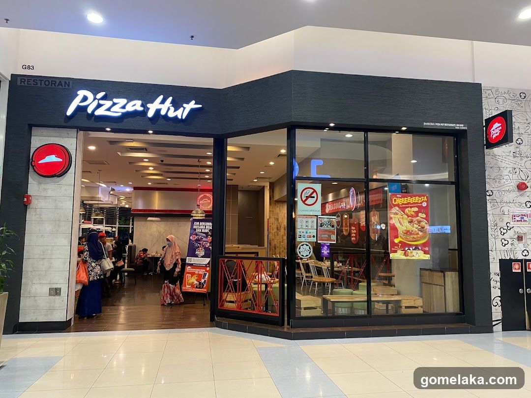 Pizza Hut Restaurant