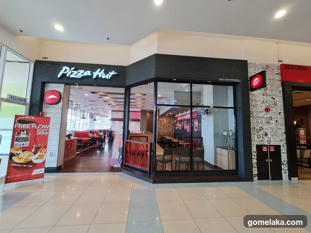 Pizza Hut Restaurant
