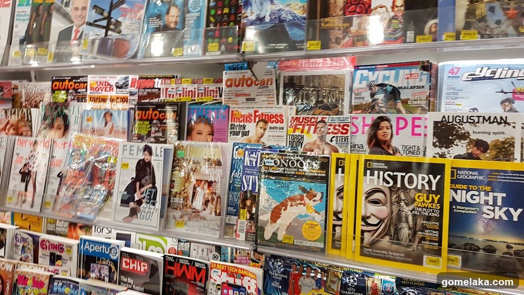 Magazine Shelf Display