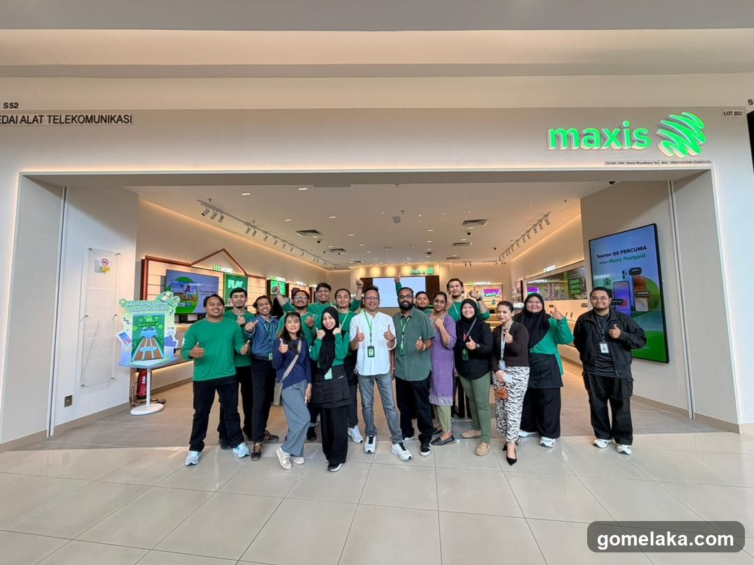Group photo inside a telecom store