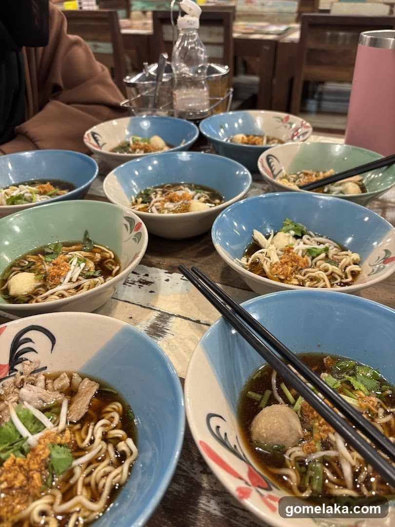 Table of Noodles Bowls