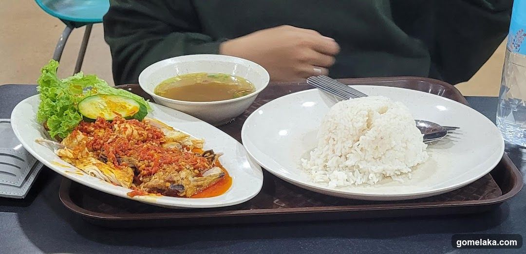 Food Court