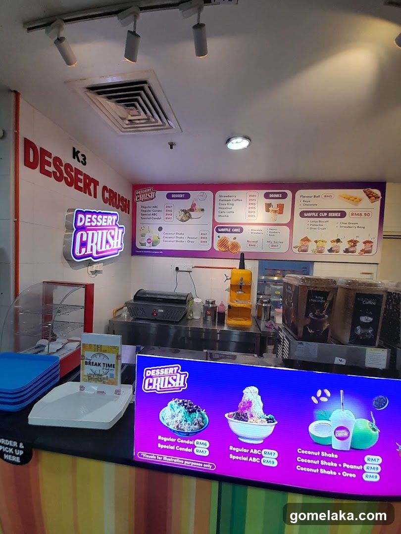 Food Court