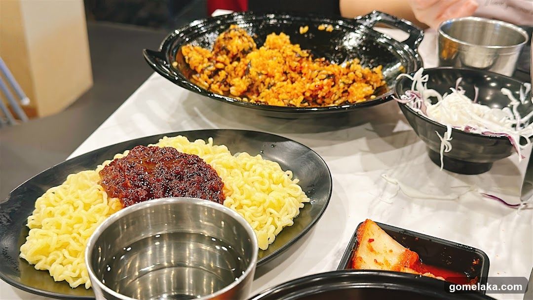 Food and Table Setting