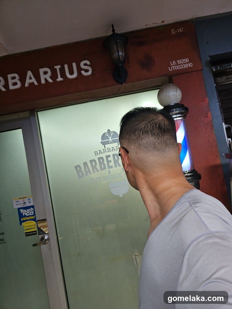 Barbarius Barbershop
