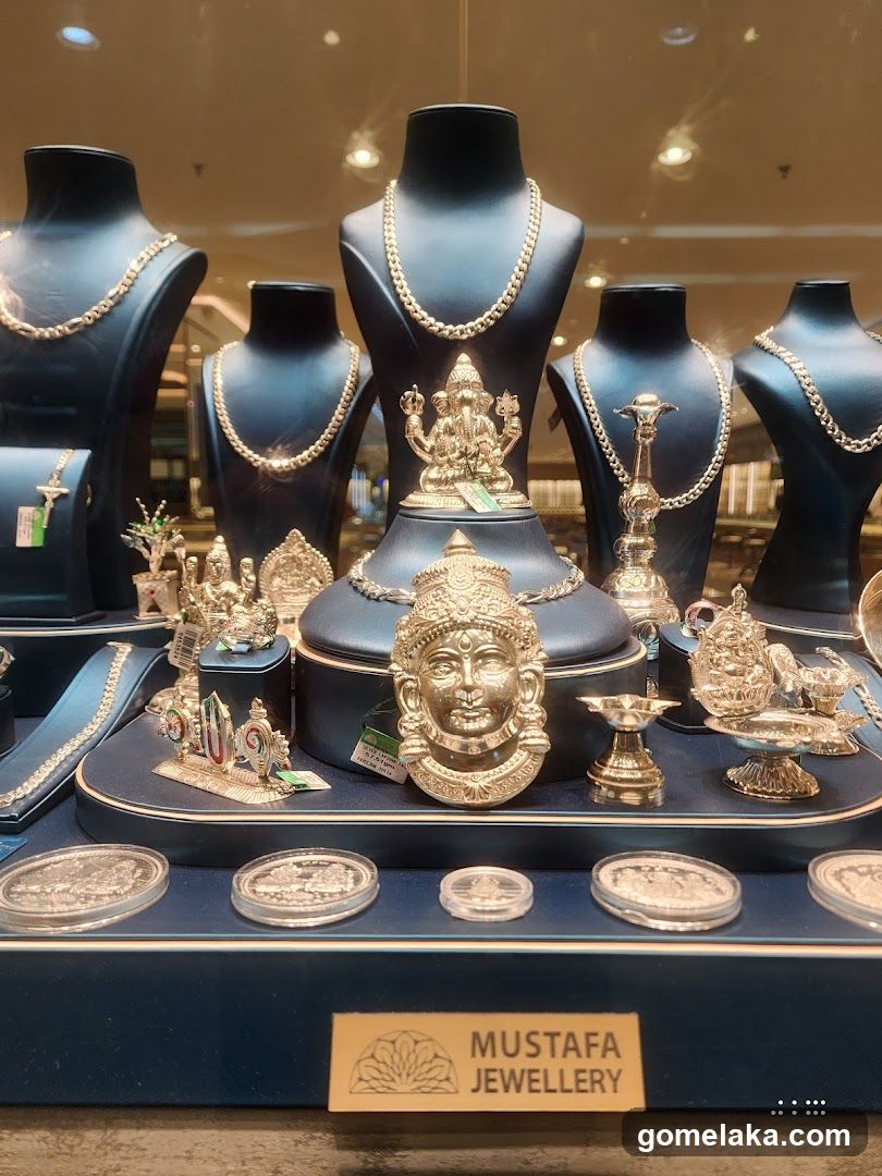 Mustafa Jewellery Display