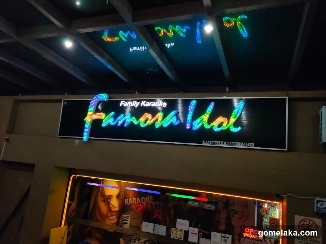Famosa Idol Family Karaoke